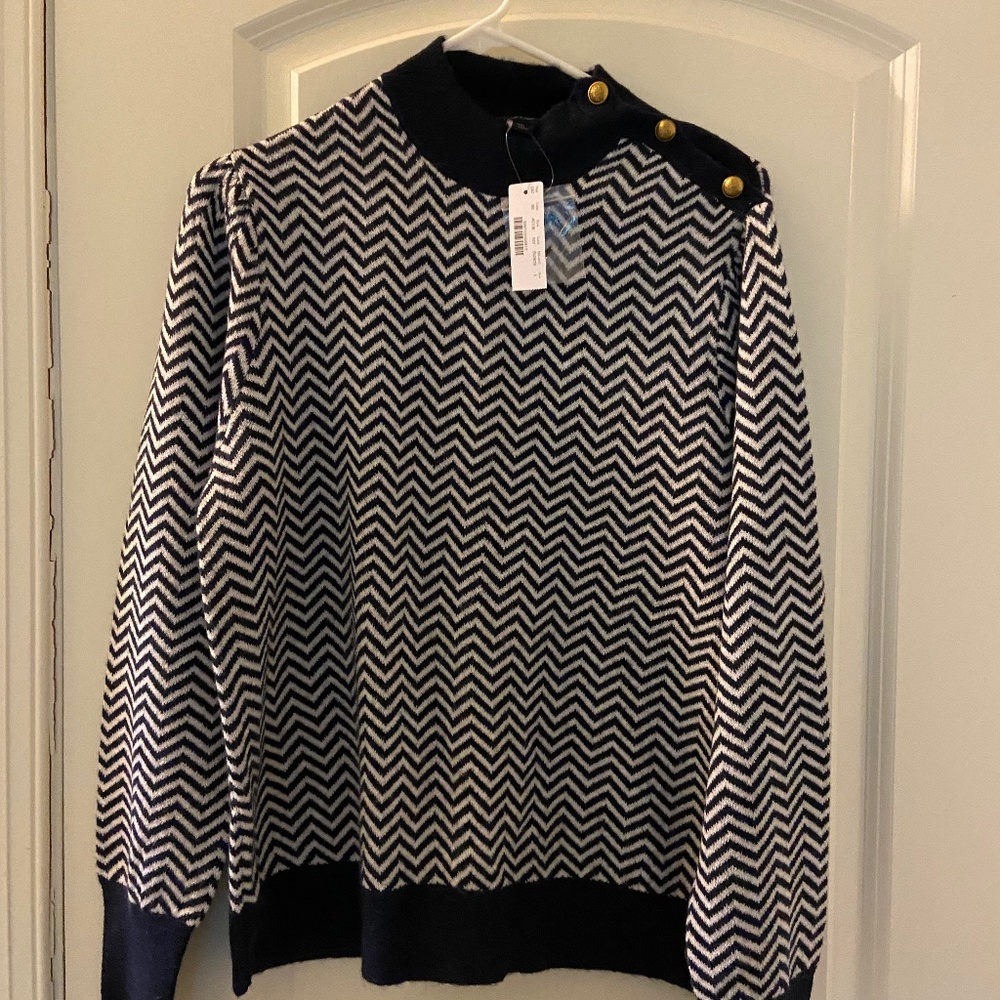 New J Crew Sweater L